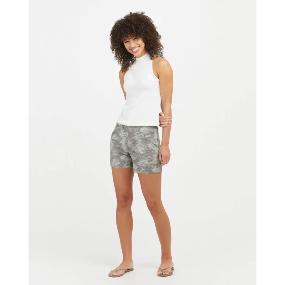 NWOT Spanx Stretch Twill Short Size Small Camo Print